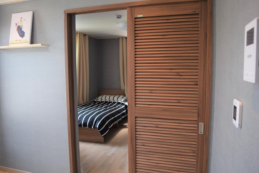 Red Stone Guesthouse Сеул Екстериор снимка