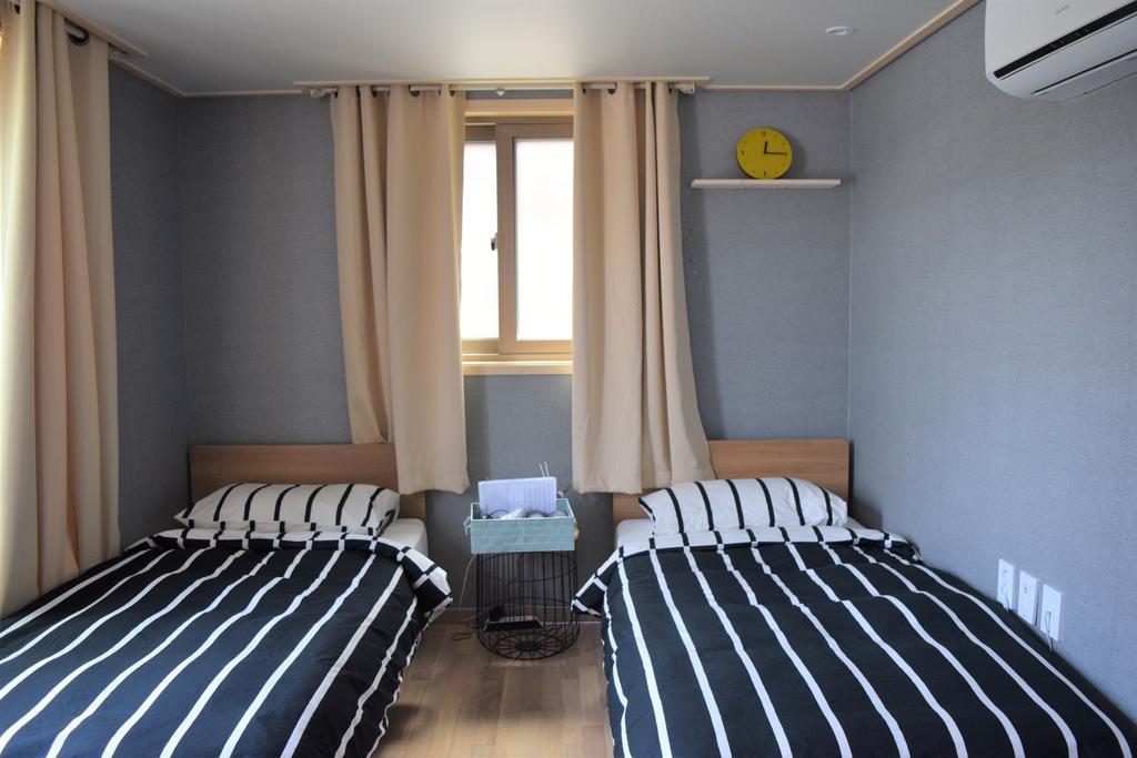 Red Stone Guesthouse Сеул Екстериор снимка