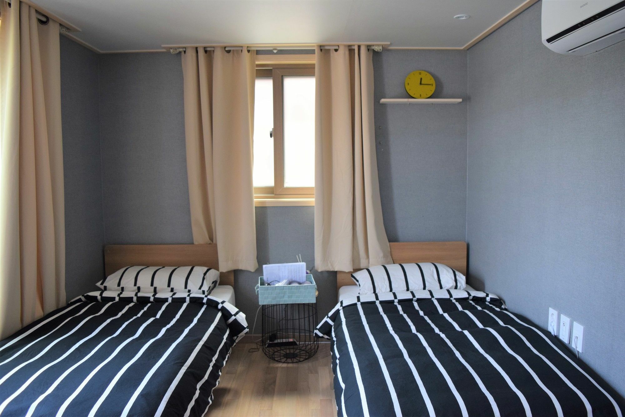 Red Stone Guesthouse Сеул Екстериор снимка
